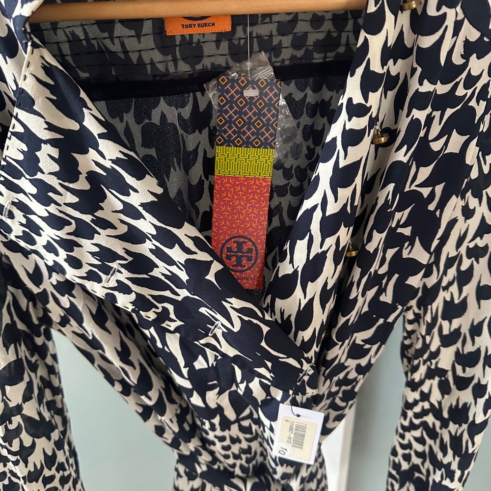 Tory Burch Black and Cream Abstract Blouse